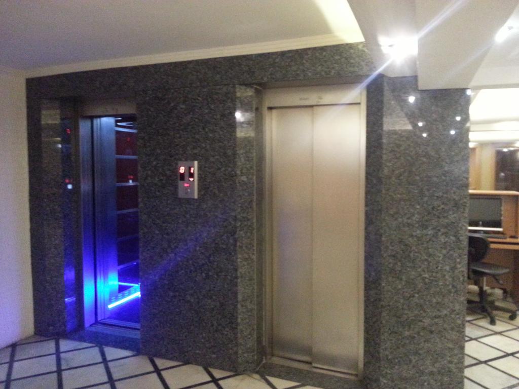 Grand Zeybek Hotel Izmir Bagian luar foto
