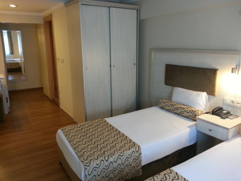 Grand Zeybek Hotel Izmir Bagian luar foto