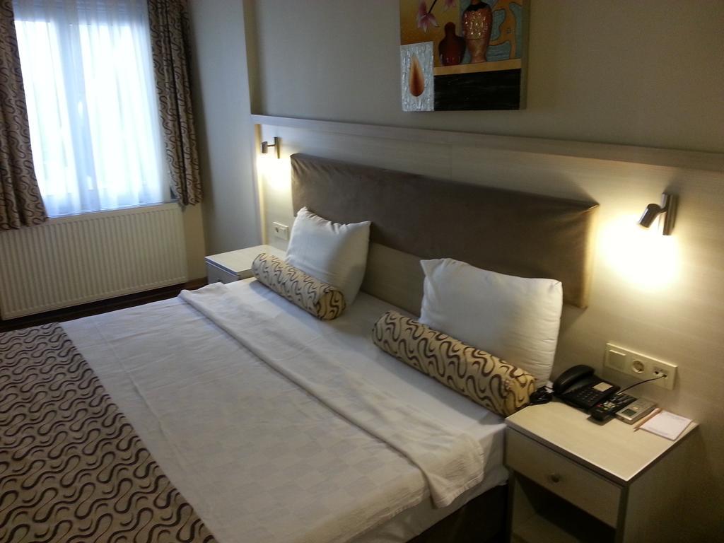 Grand Zeybek Hotel Izmir Bagian luar foto
