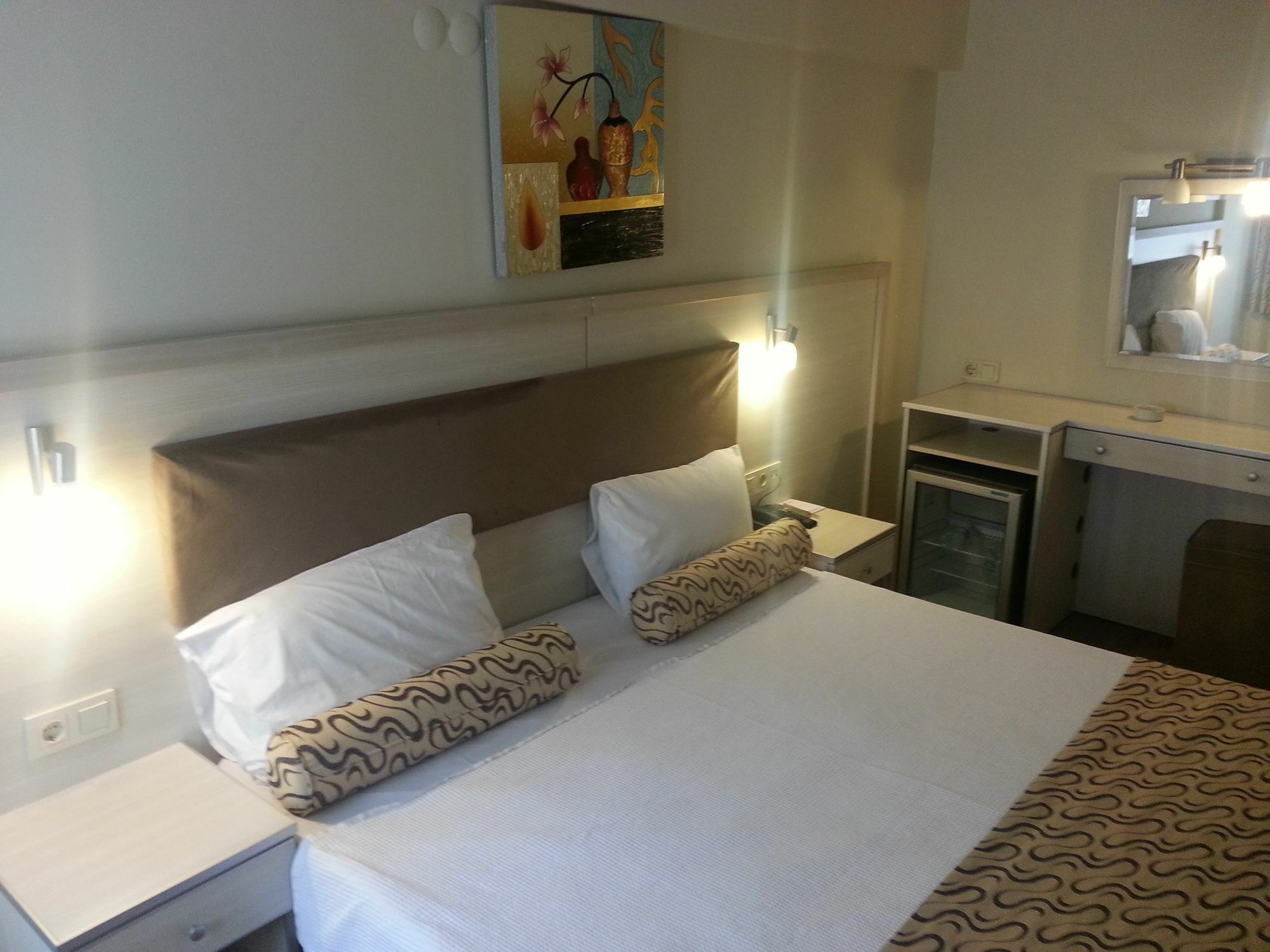 Grand Zeybek Hotel Izmir Bagian luar foto